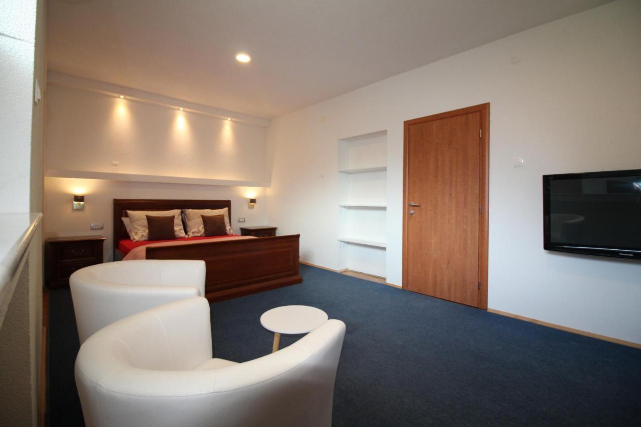 Apartment City Centre Free Parking 1&2 Floor ماكارسكا المظهر الخارجي الصورة