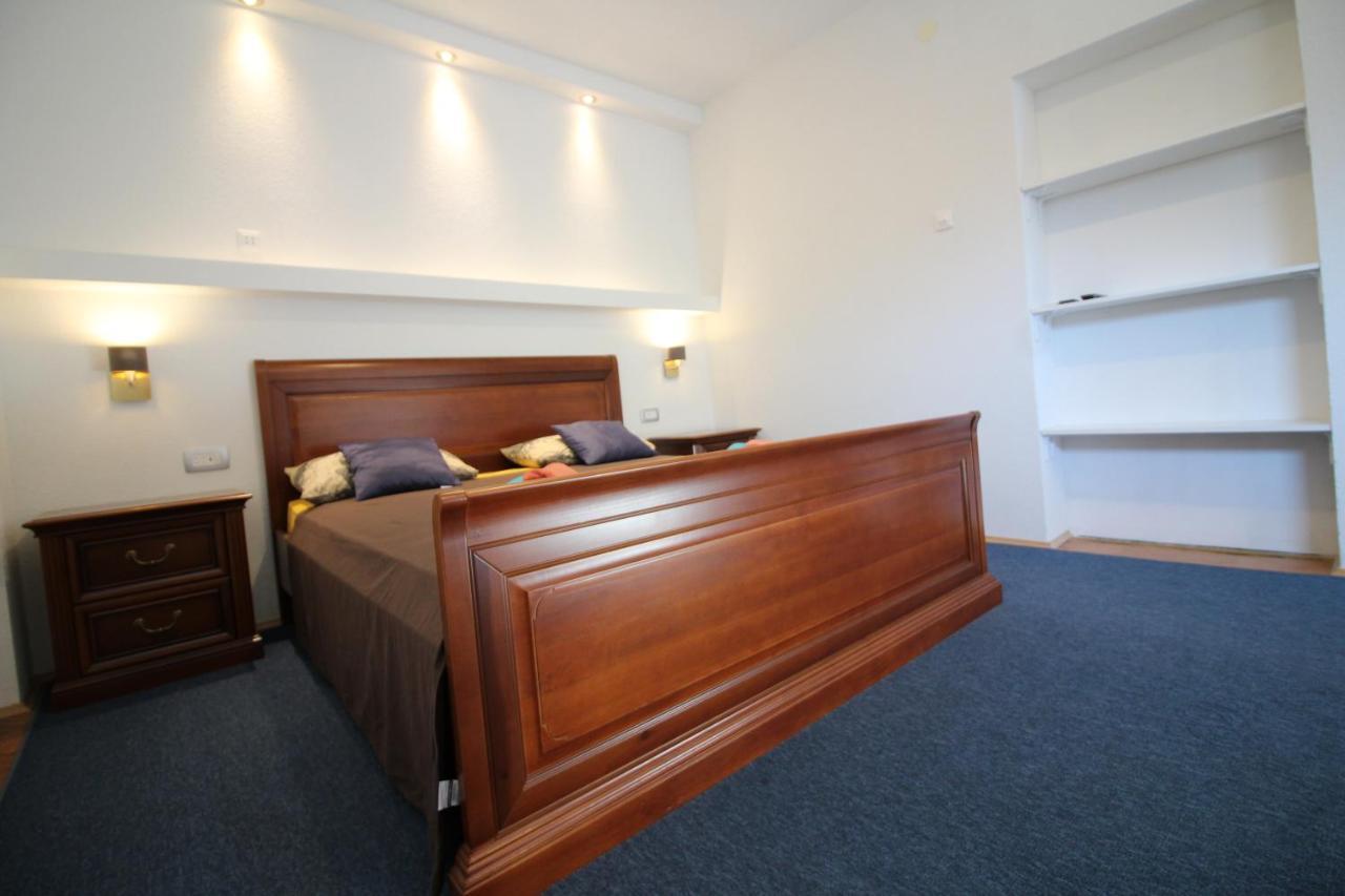 Apartment City Centre Free Parking 1&2 Floor ماكارسكا المظهر الخارجي الصورة